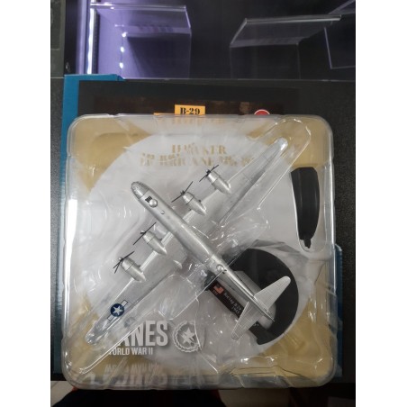 N°4 B-29 "Enola Gay"